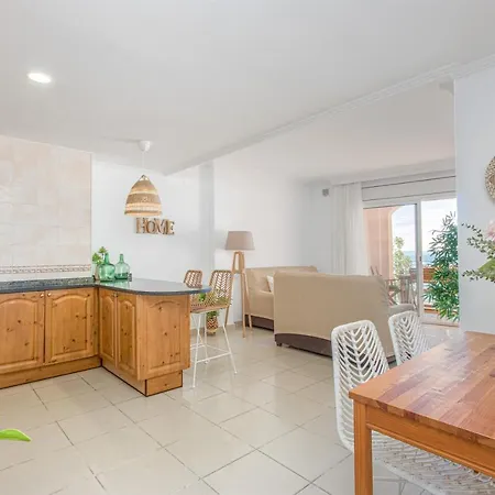 Badia De 1 New Apartment Roses